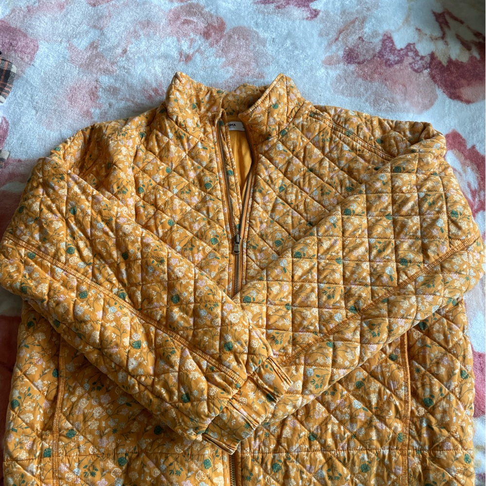 Floral Quilted Zip-Up